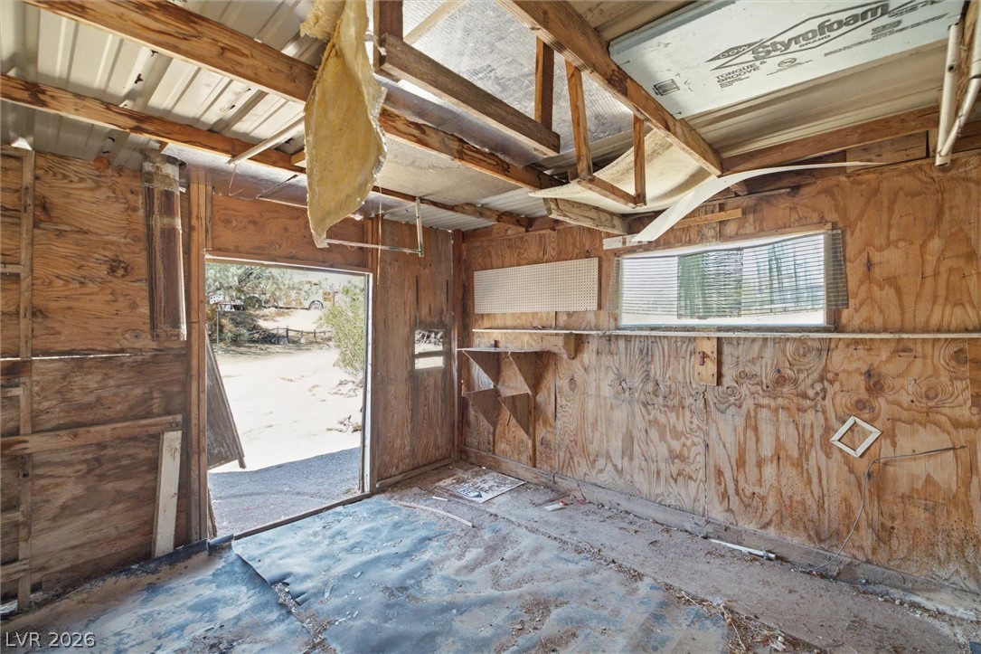 405 West Main Street Property Photo 25