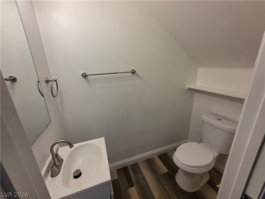 4355 Holden Street Property Photo 7