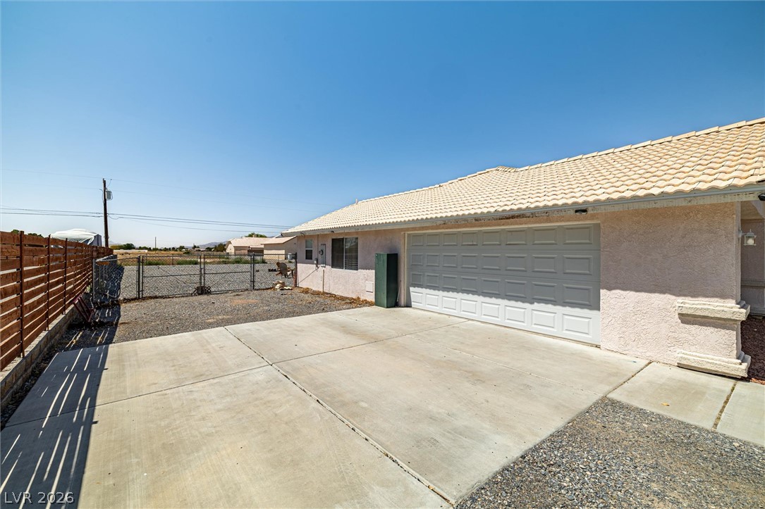 1671 Blackhorn Street Property Photo 4