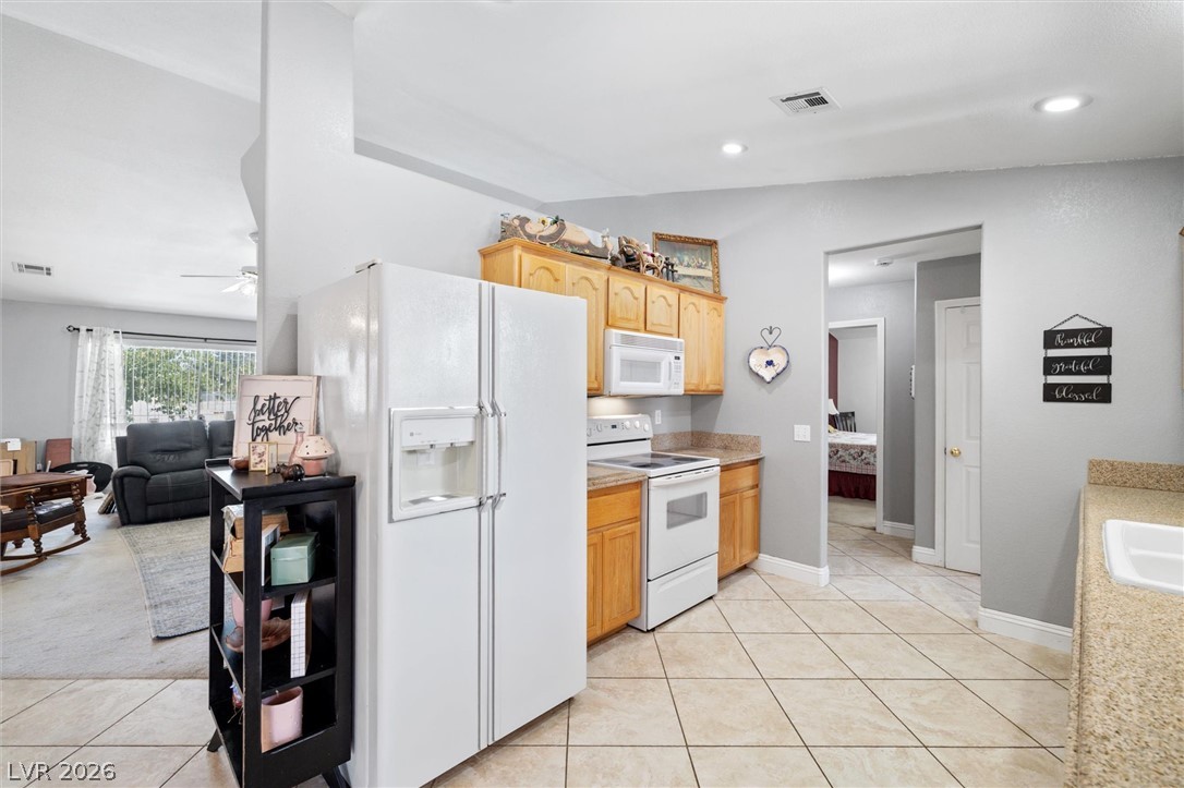 1671 Blackhorn Street Property Photo 13