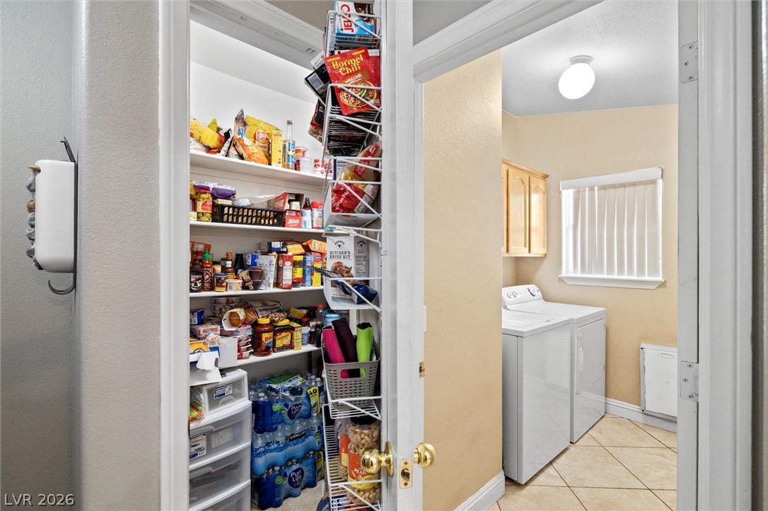 1671 Blackhorn Street Property Photo 16