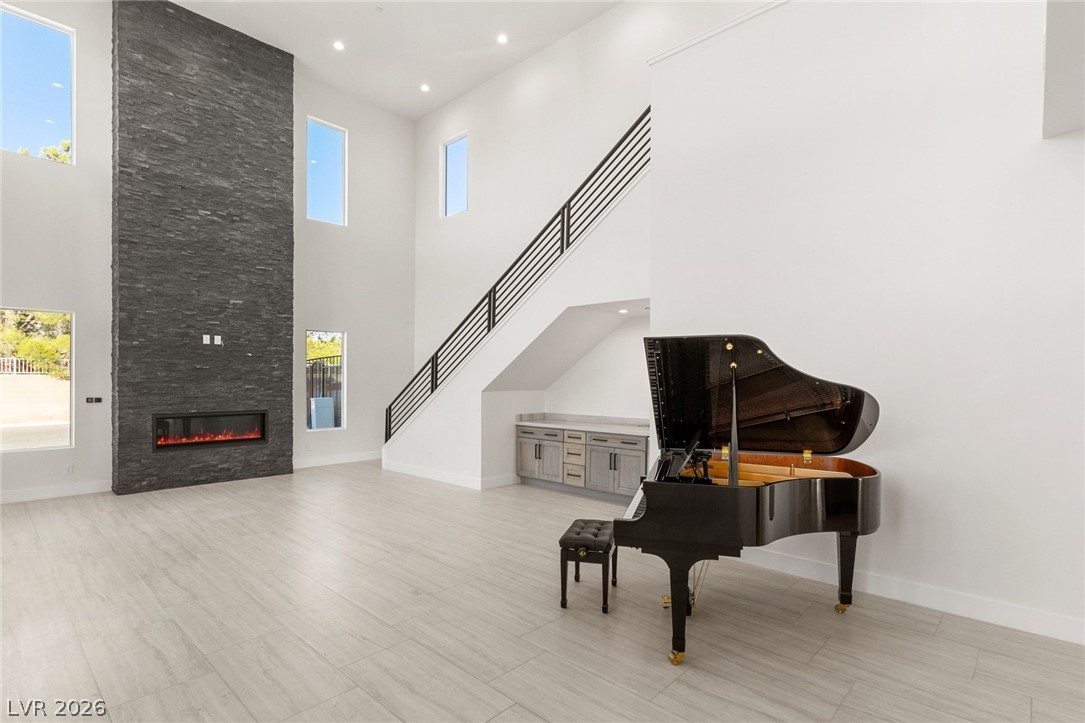 3423 Spanish Winds Court Property Photo 4
