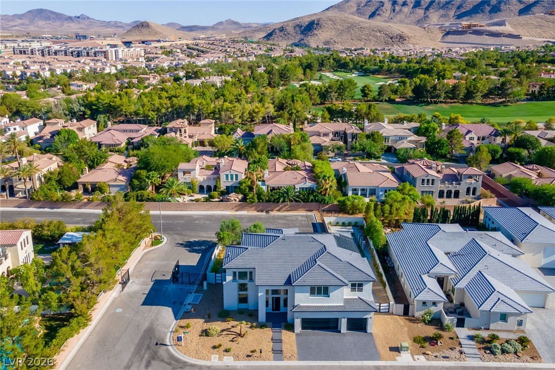 3423 Spanish Winds Court Property Photo 8