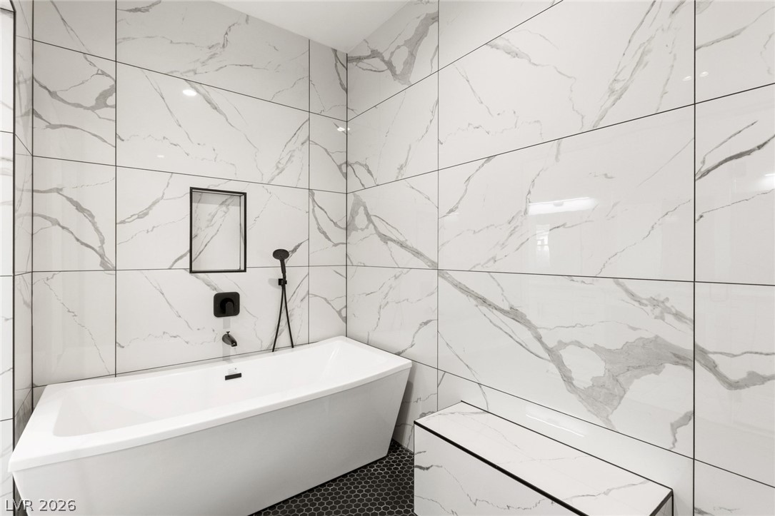 3423 Spanish Winds Court Property Photo 48