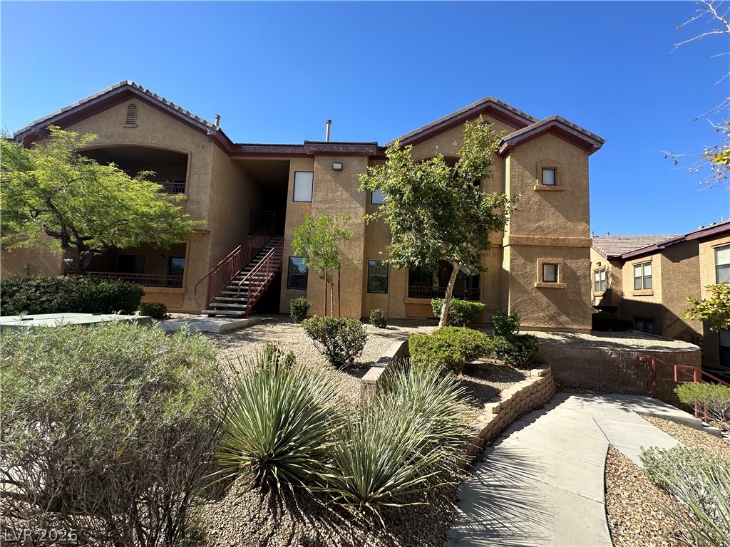 8250 North Grand Canyon Drive 2045 Property Photo 1