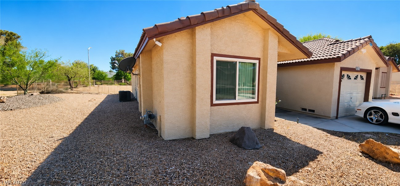5213 Orchard Hills Avenue 1 Property Photo 4