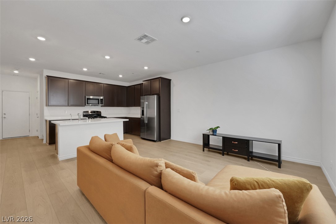 1526 Eva Crossing Place Property Photo 11