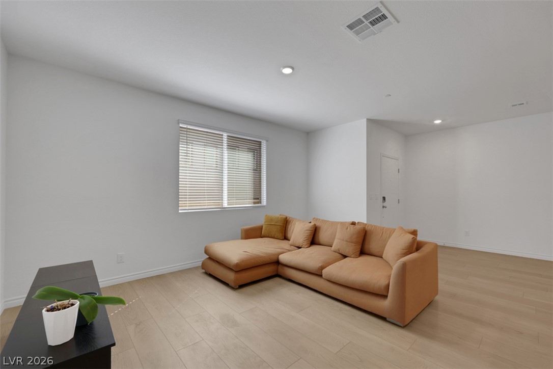 1526 Eva Crossing Place Property Photo 12
