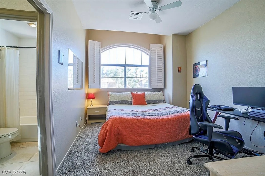 9821 Virginia Woods Circle Property Photo 7