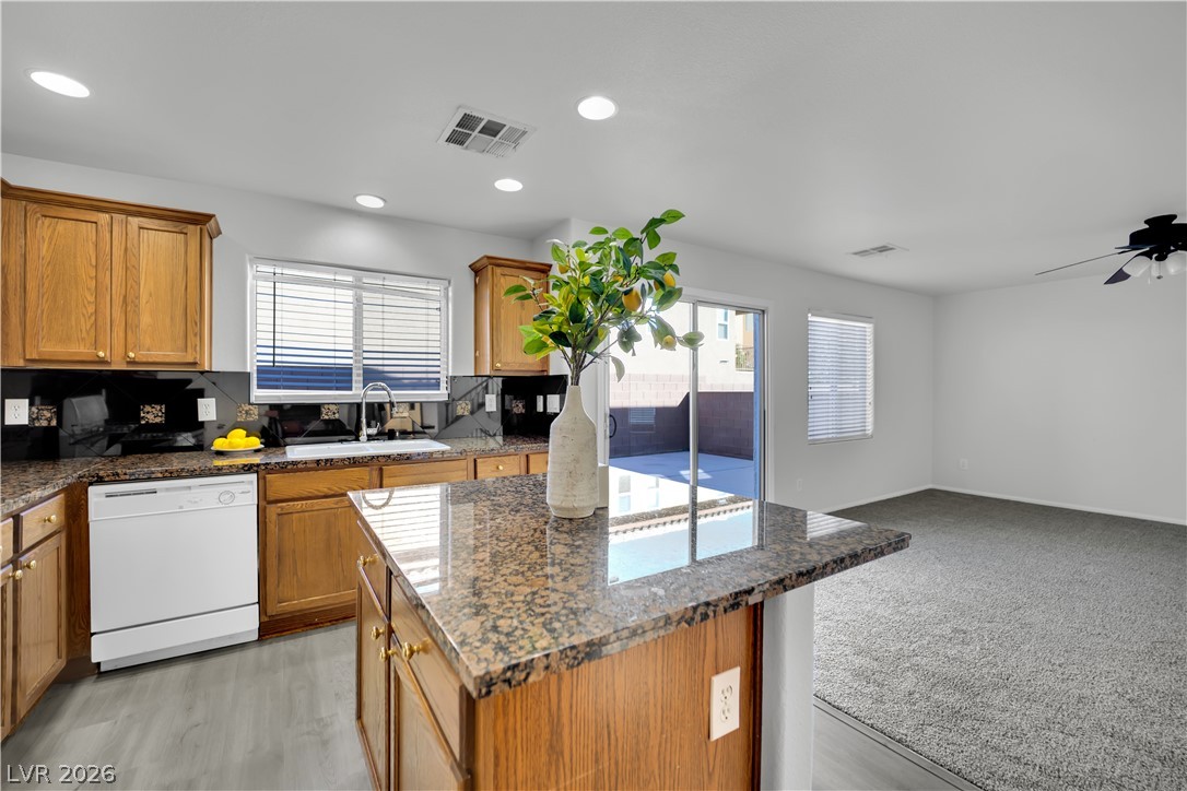 6466 Fulton Meadows Avenue Property Photo 12