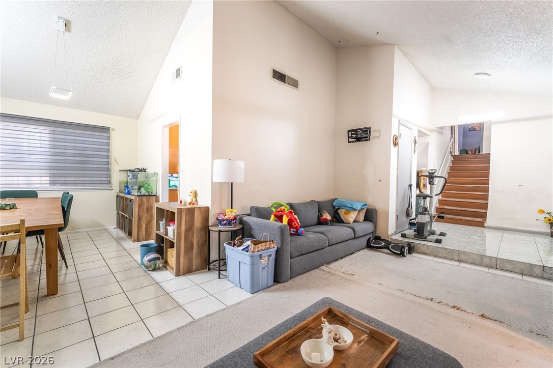 5201 Spencer Street Property Photo 7