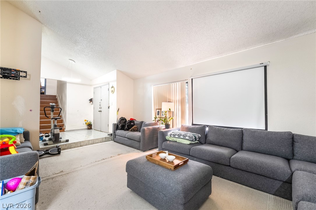 5201 Spencer Street Property Photo 8