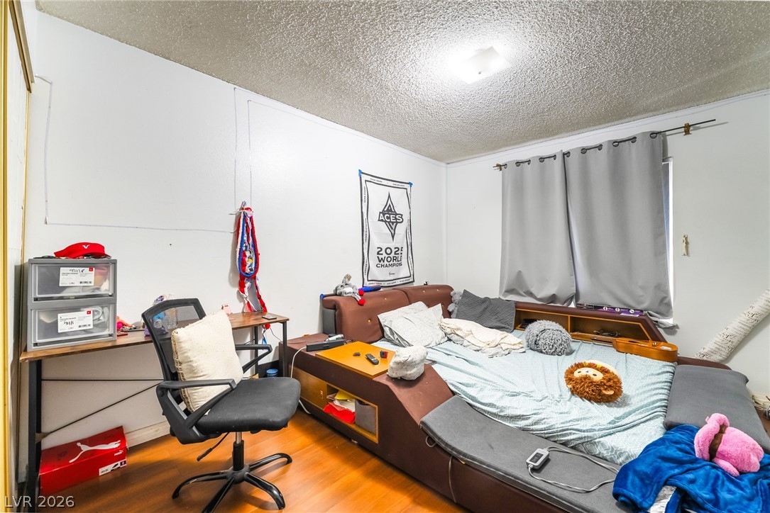 5201 Spencer Street Property Photo 27