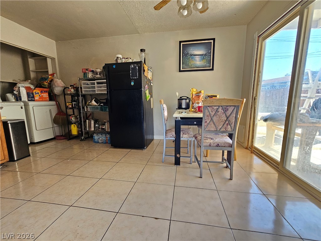 6545 Casada Way Property Photo 5