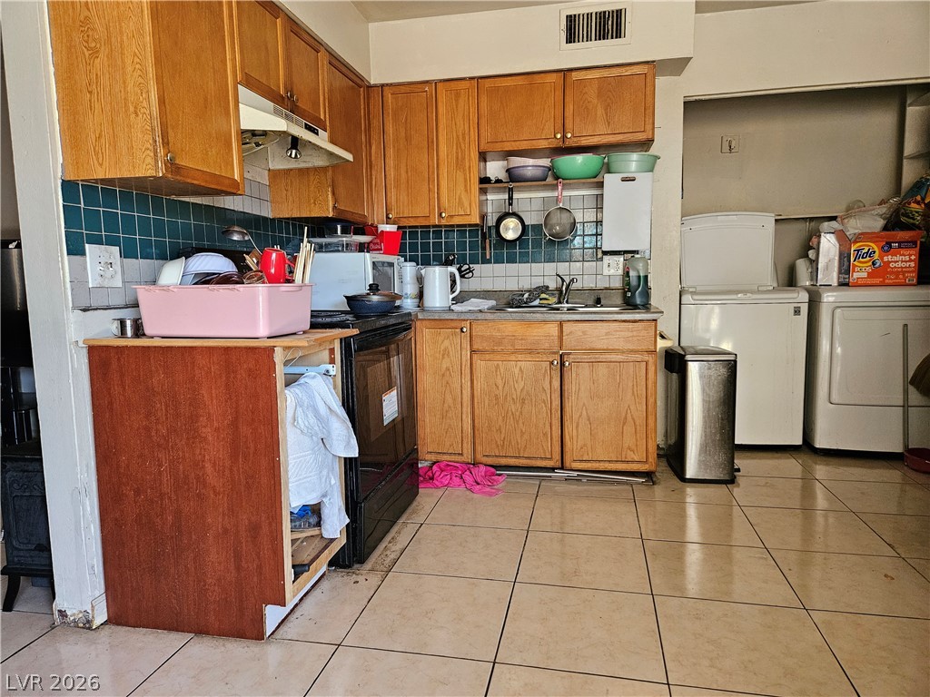 6545 Casada Way Property Photo 6