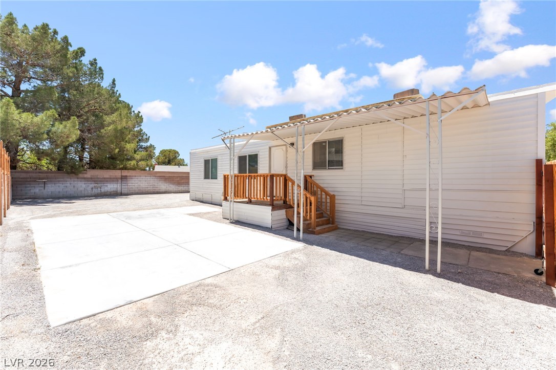 6437 Delphinium Avenue Property Photo 7