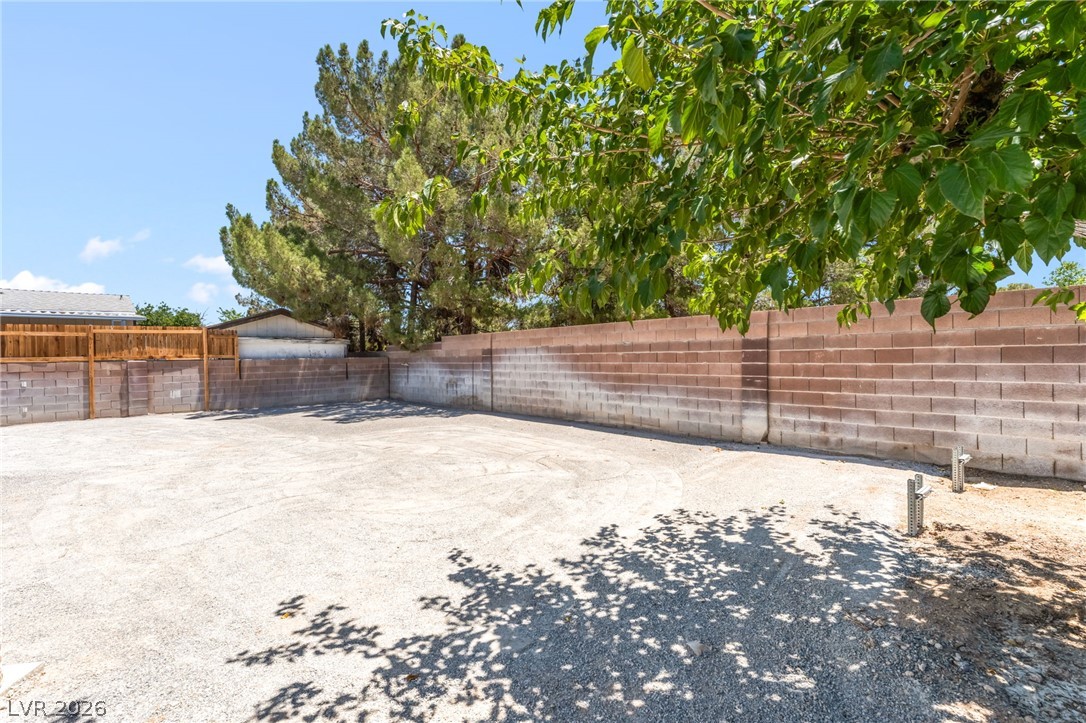 6437 Delphinium Avenue Property Photo 11