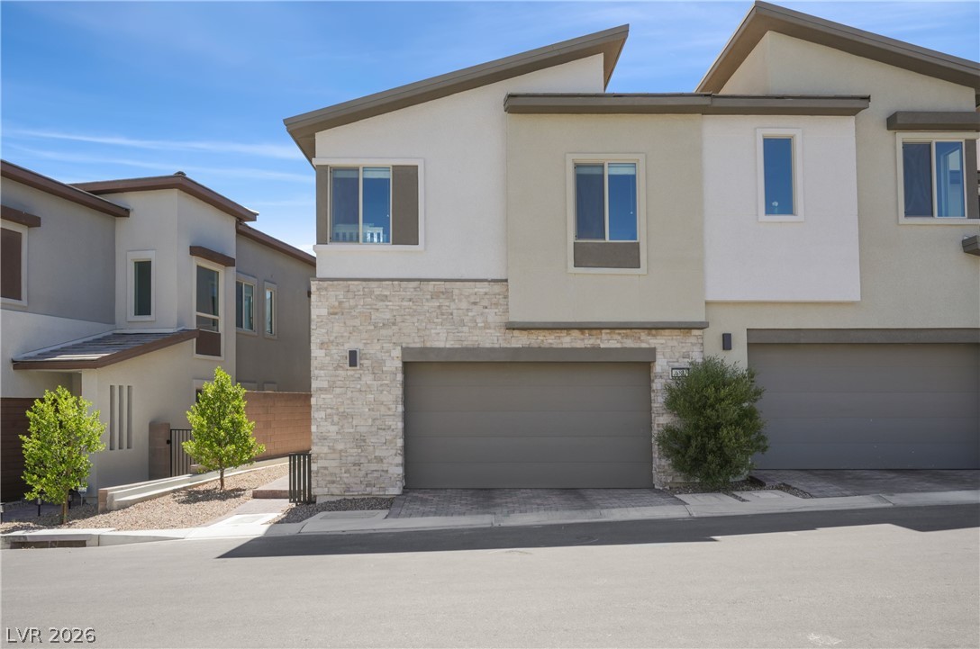 681 Infinity Ridge Street Property Photo 1