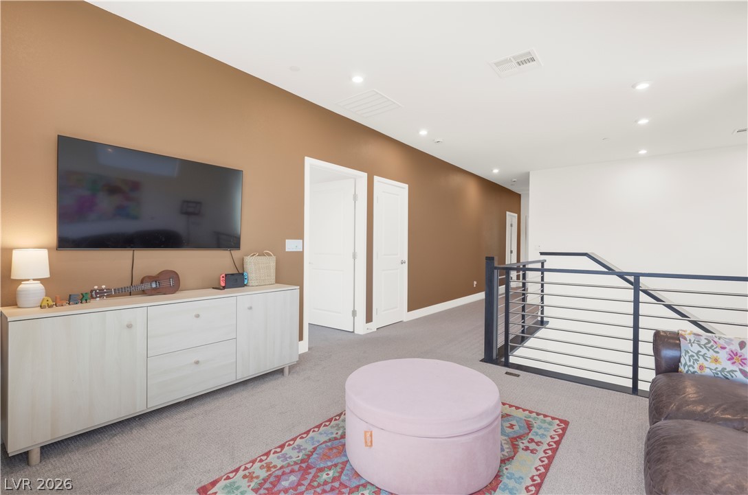 681 Infinity Ridge Street Property Photo 17
