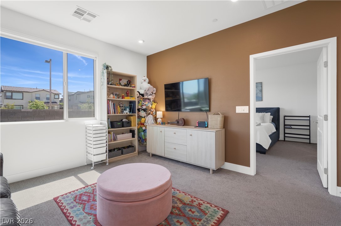 681 Infinity Ridge Street Property Photo 18