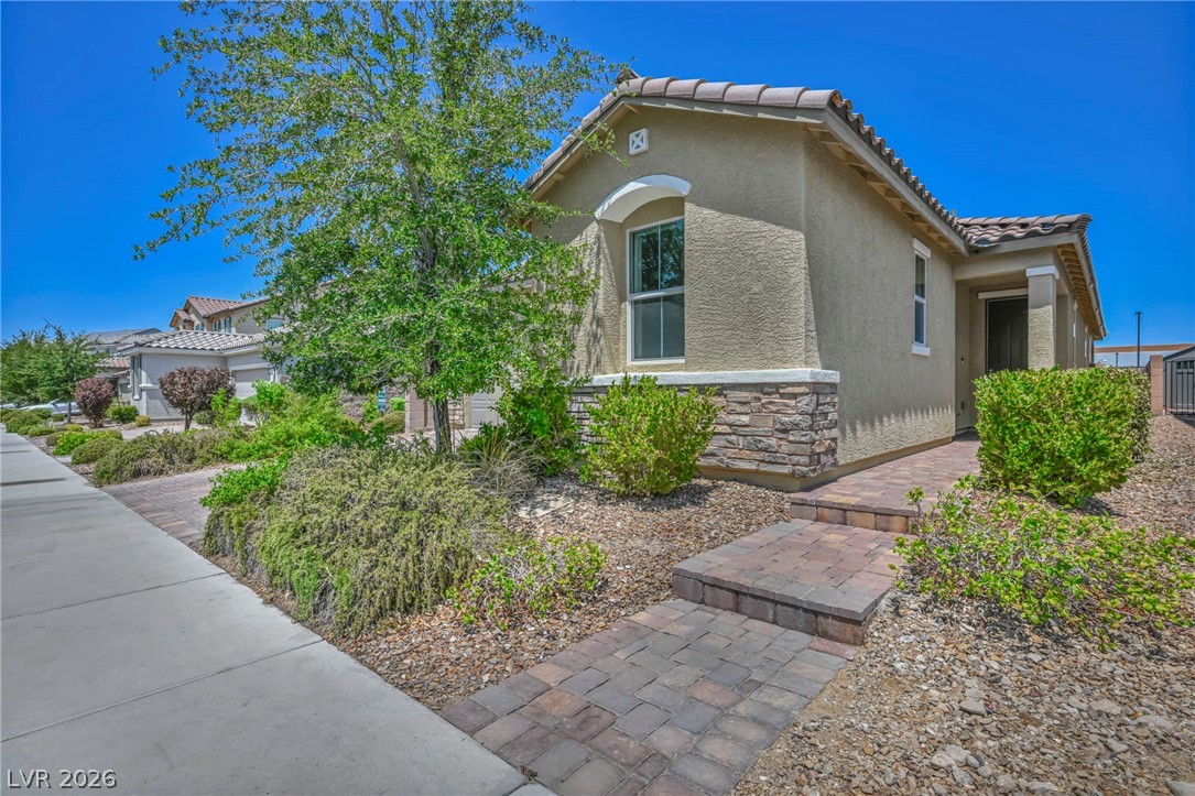3208 Brescia Bank Avenue Property Photo 6