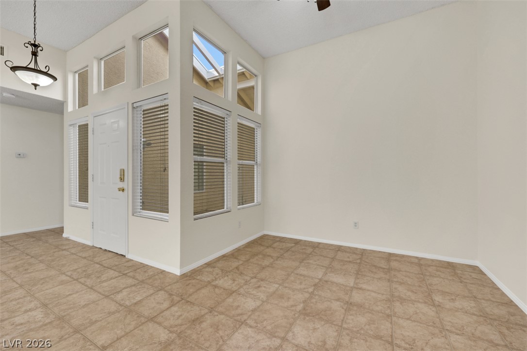 2087 Angel Falls Drive Property Photo 12