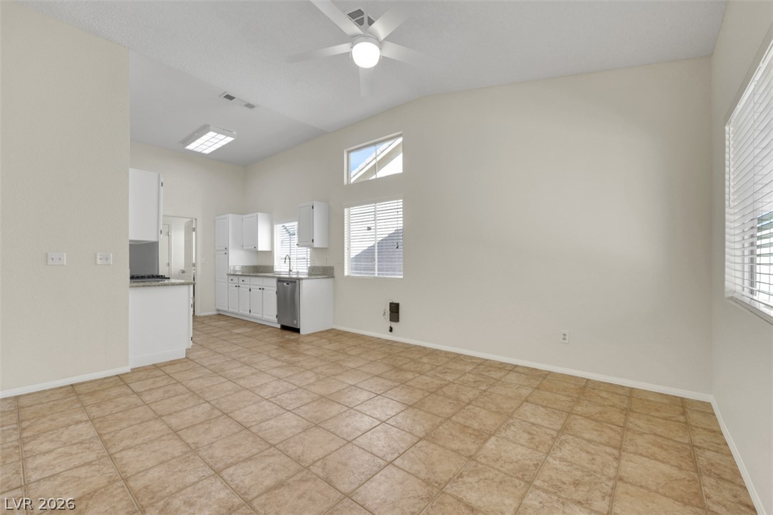2087 Angel Falls Drive Property Photo 16