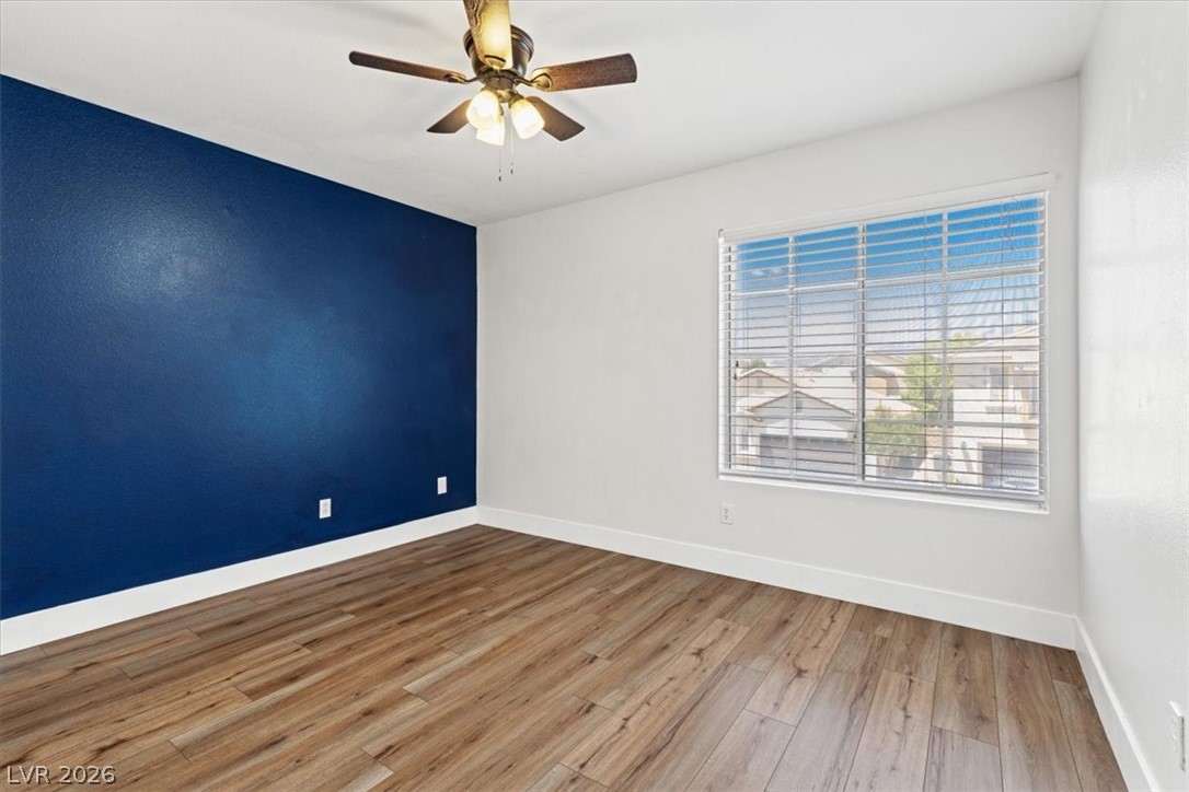 4905 Pounding Surf Avenue Property Photo 25