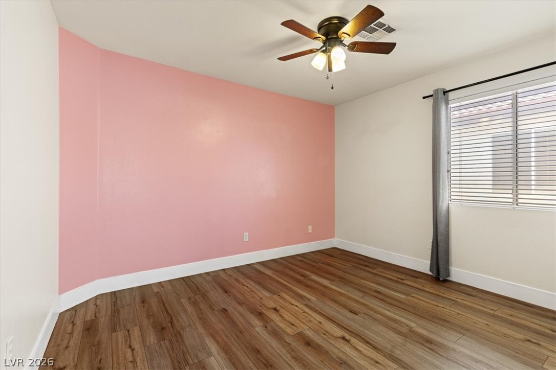 4905 Pounding Surf Avenue Property Photo 27