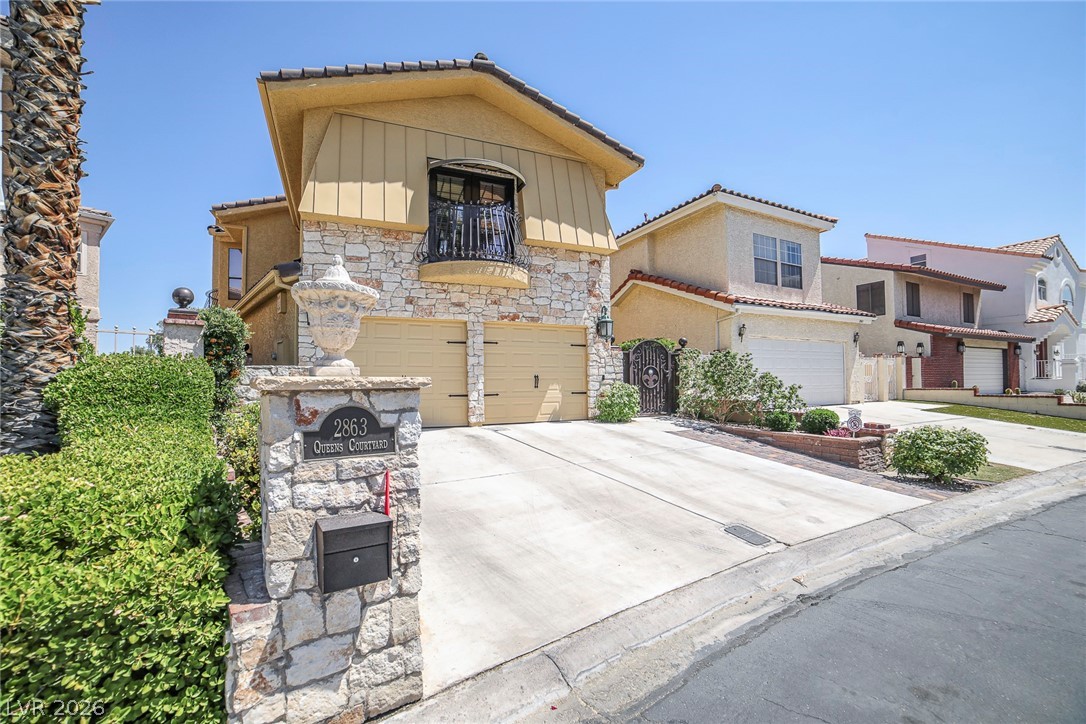 2863 Queens Courtyard Drive Property Photo 15