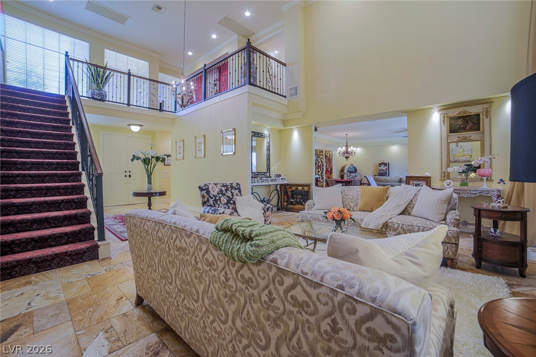2863 Queens Courtyard Drive Property Photo 21
