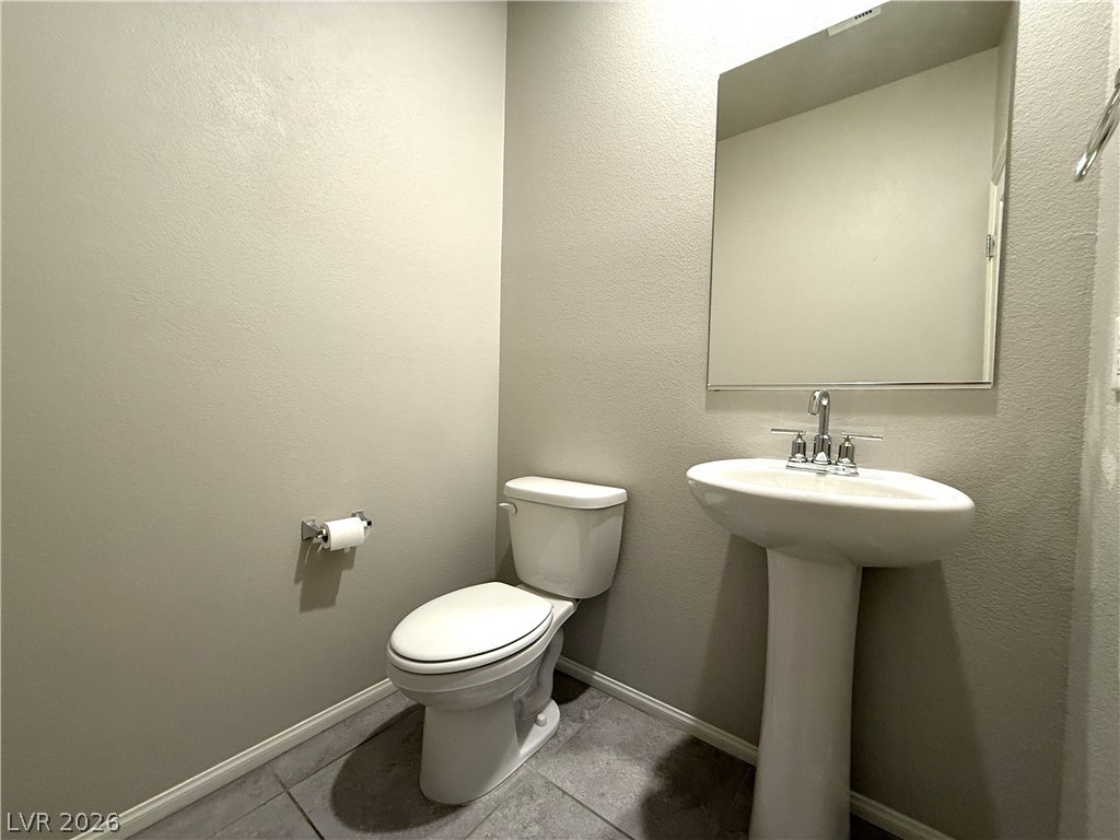 522 Spy Rock Avenue Property Photo 6