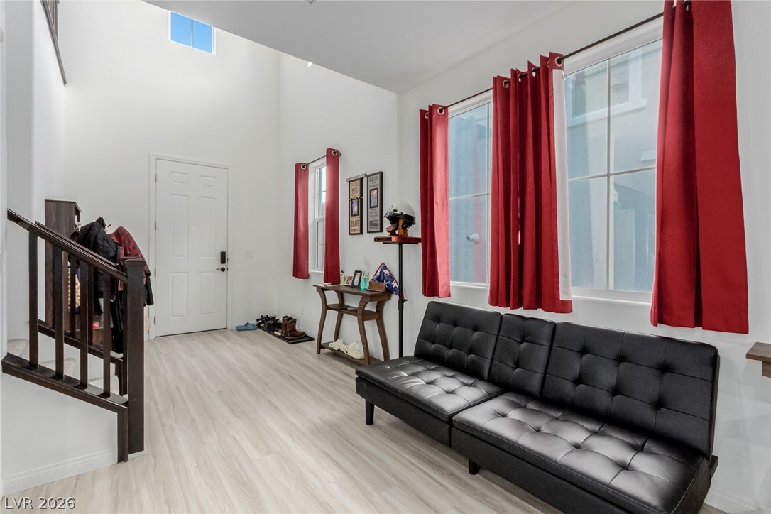 10909 Chipotle Avenue Property Photo 6