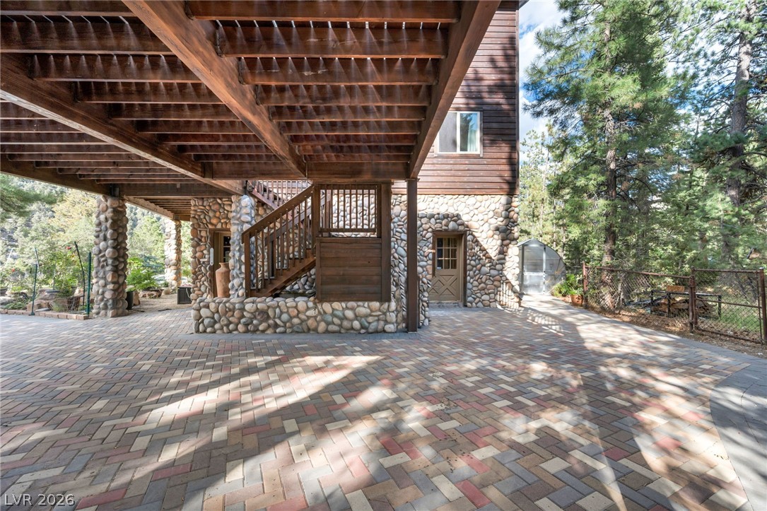 4137 Matterhorn Way Property Photo 14