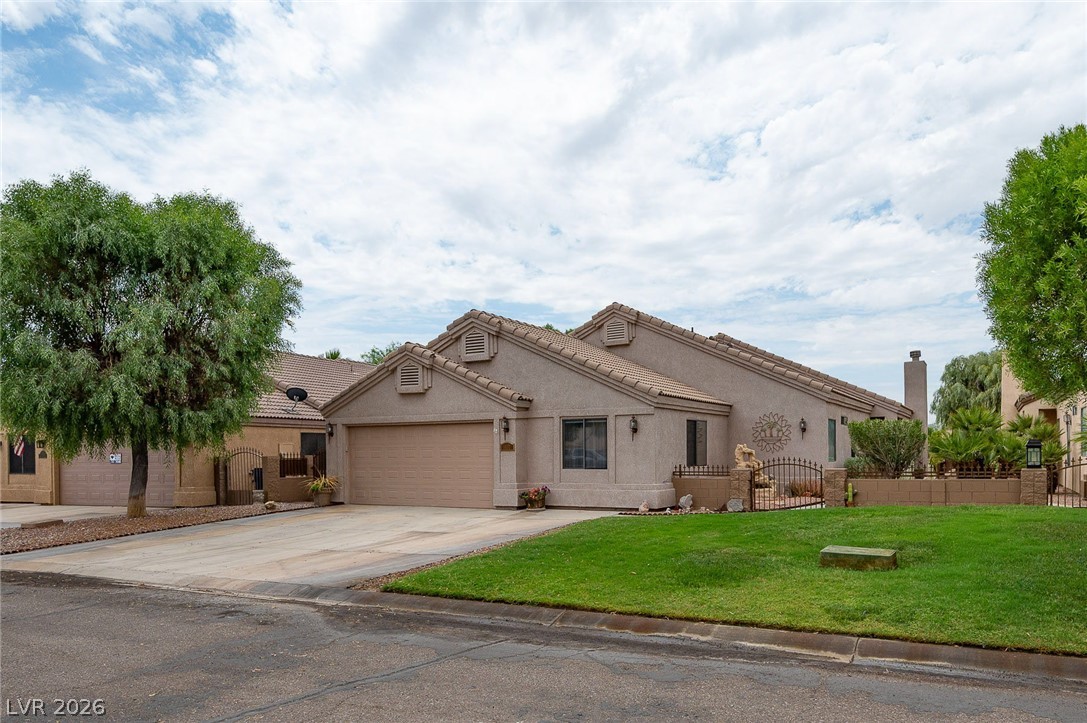 1437 Palm Drive Property Photo 4