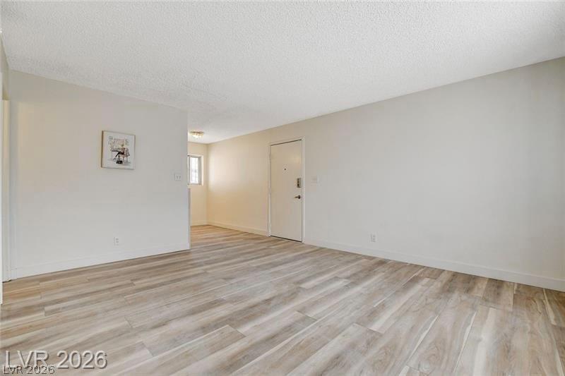 3841 Daisy Street 19 Property Photo 4