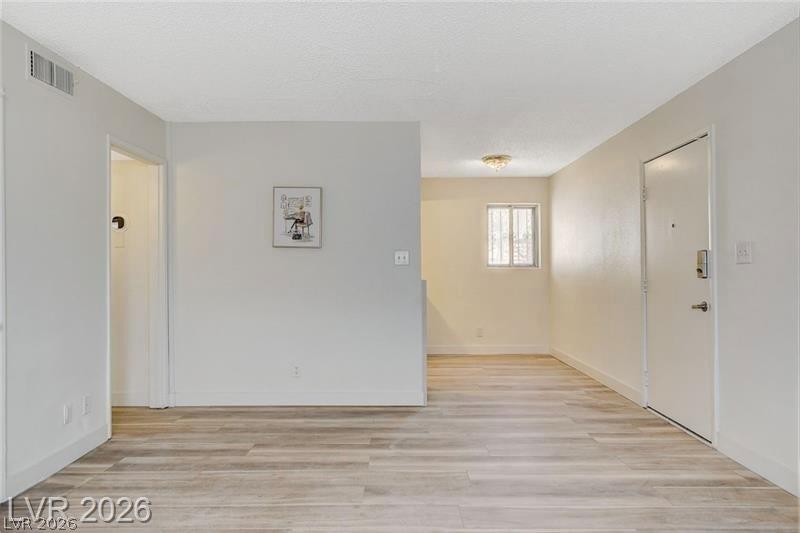 3841 Daisy Street 19 Property Photo 8