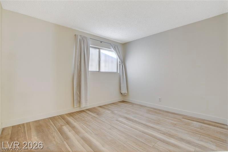 3841 Daisy Street 19 Property Photo 23
