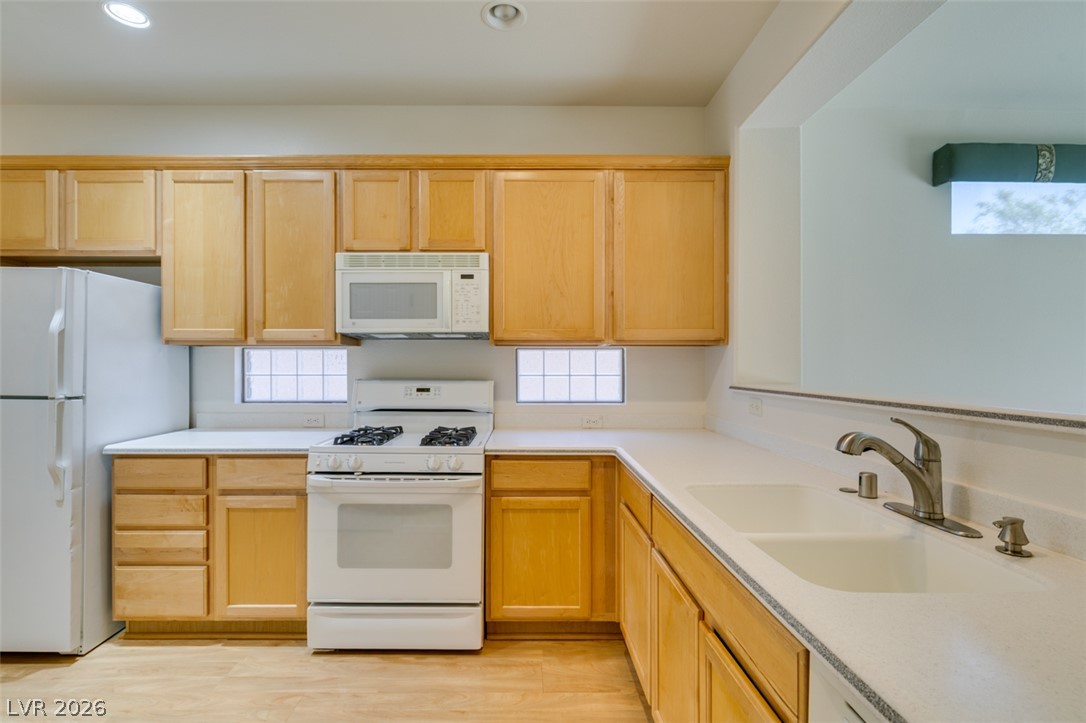 1864 High Mesa Drive Property Photo 6