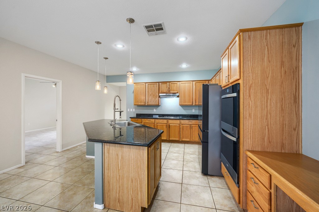 1133 Thunder Canyon Avenue Property Photo 12