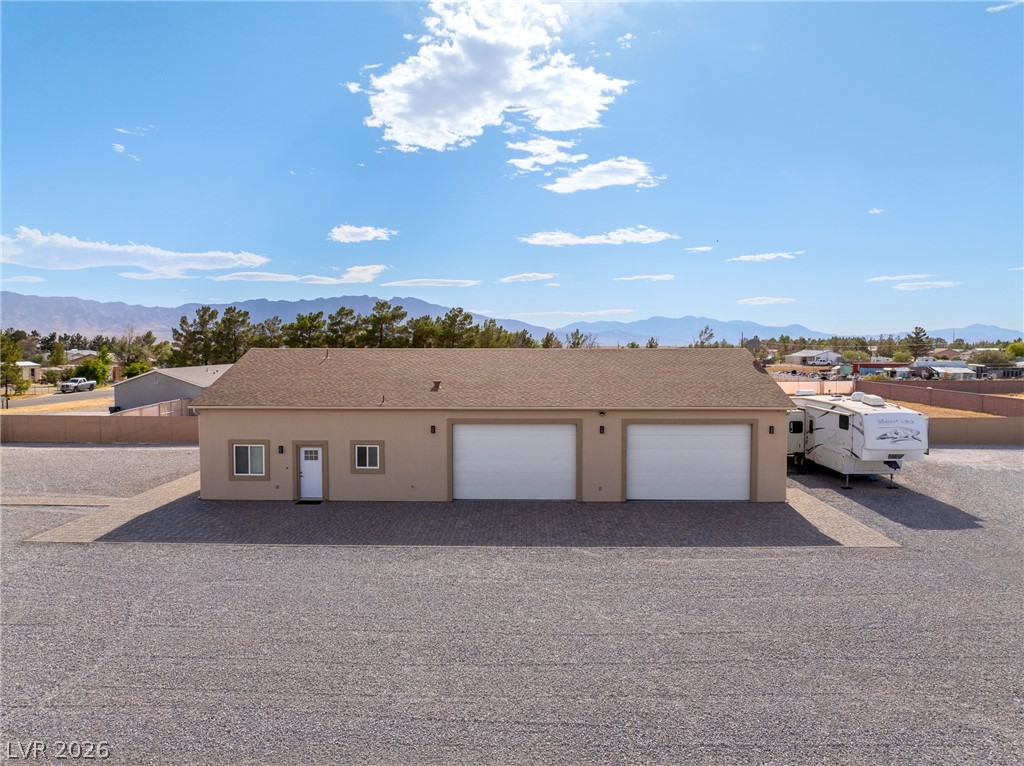 1310 Carson Street Property Photo 4