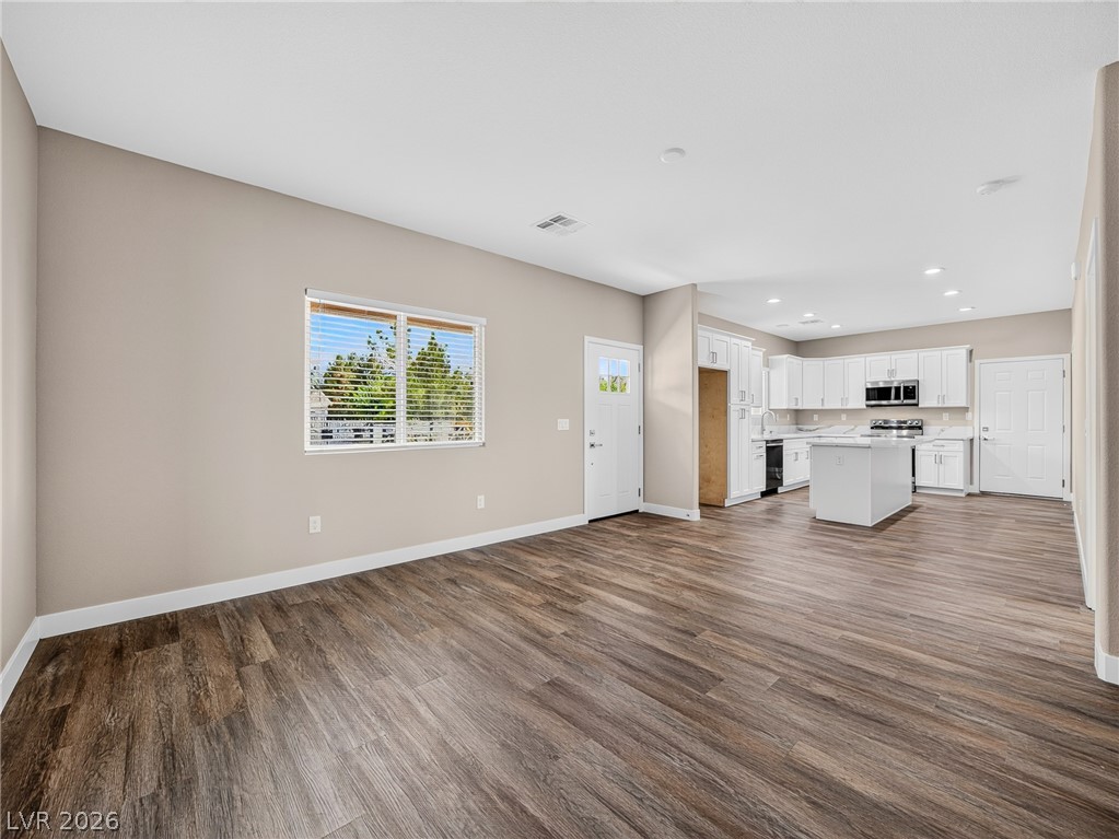 1310 Carson Street Property Photo 6