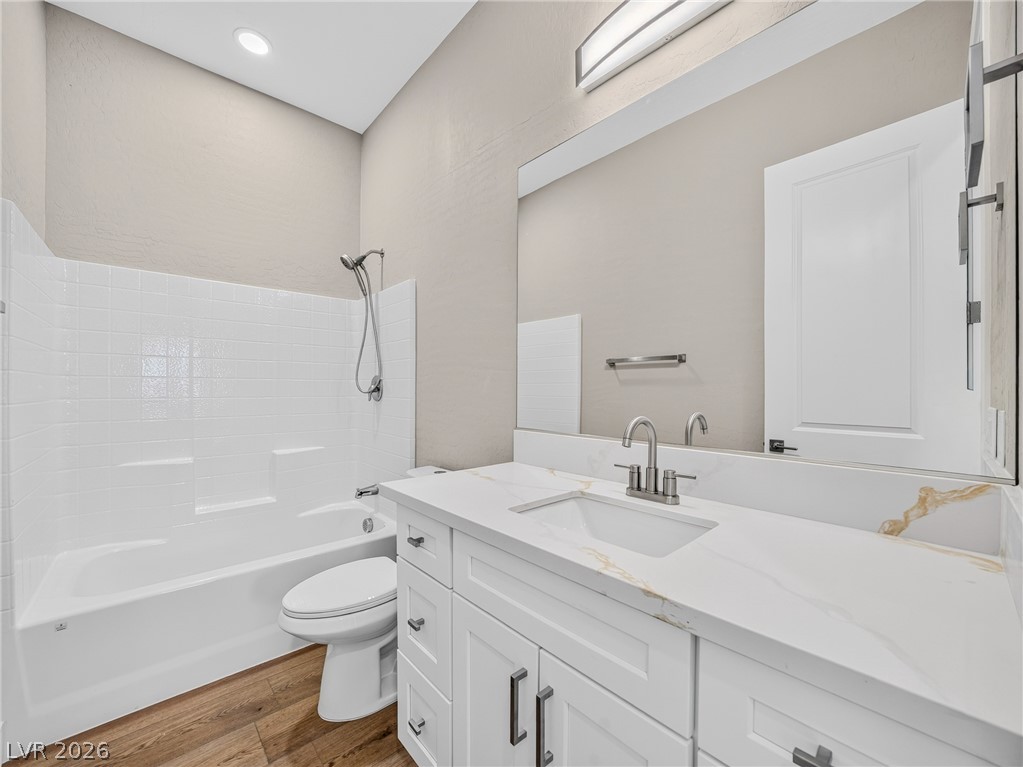 1310 Carson Street Property Photo 16