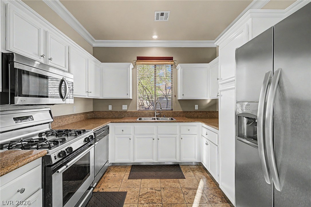 1430 Summer Glow Avenue Property Photo 8