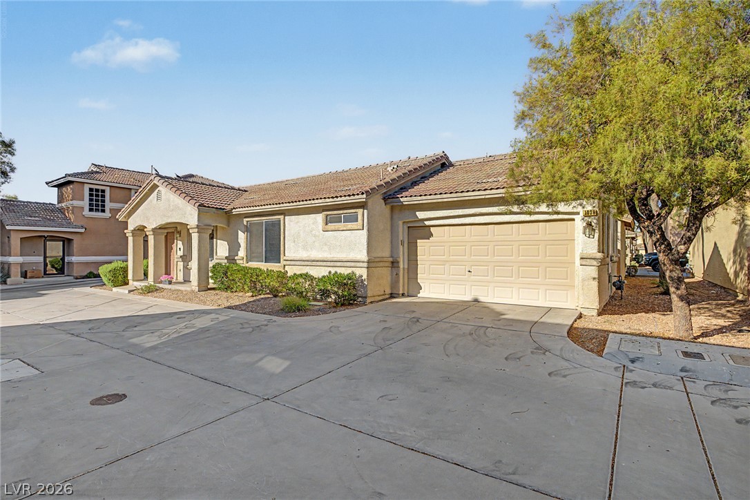 1430 Summer Glow Avenue Property Photo 23