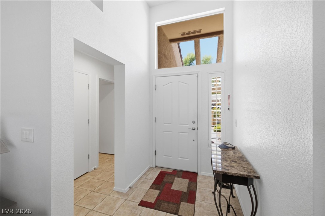 9052 Gemstone Drive Property Photo 7