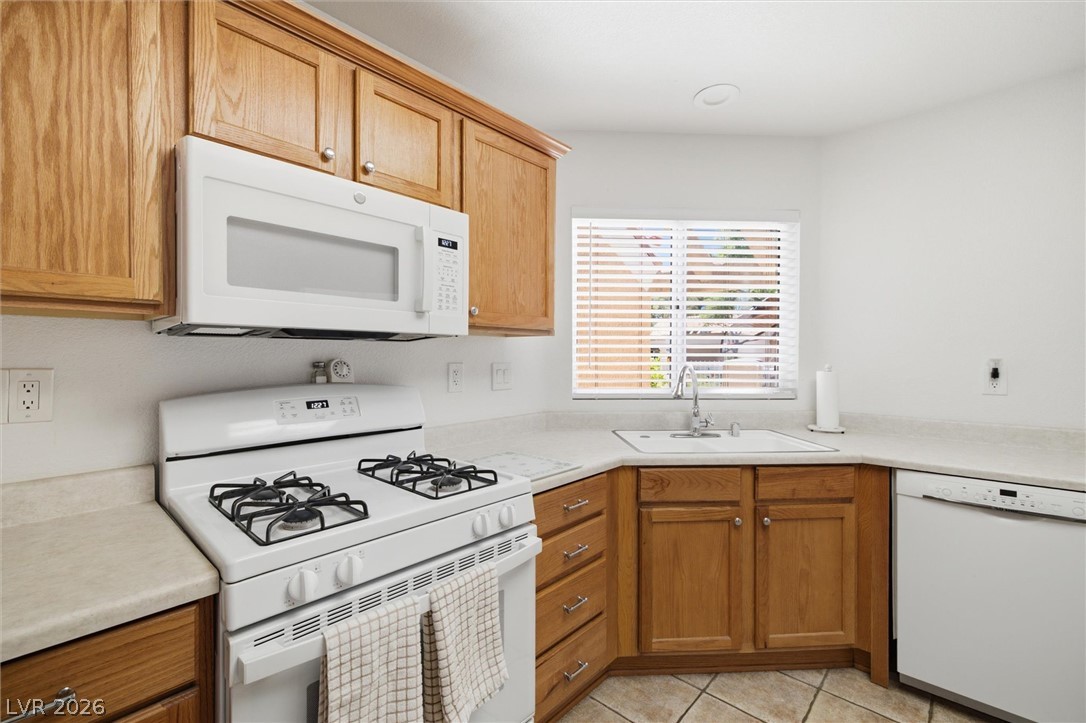 9052 Gemstone Drive Property Photo 15