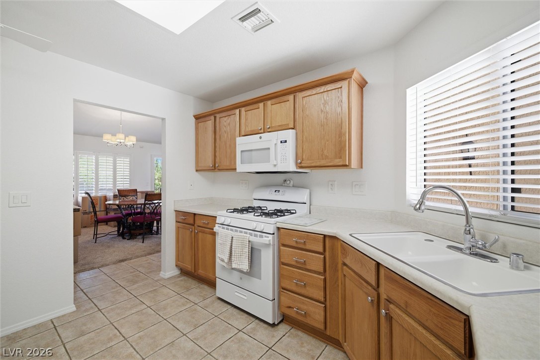 9052 Gemstone Drive Property Photo 17