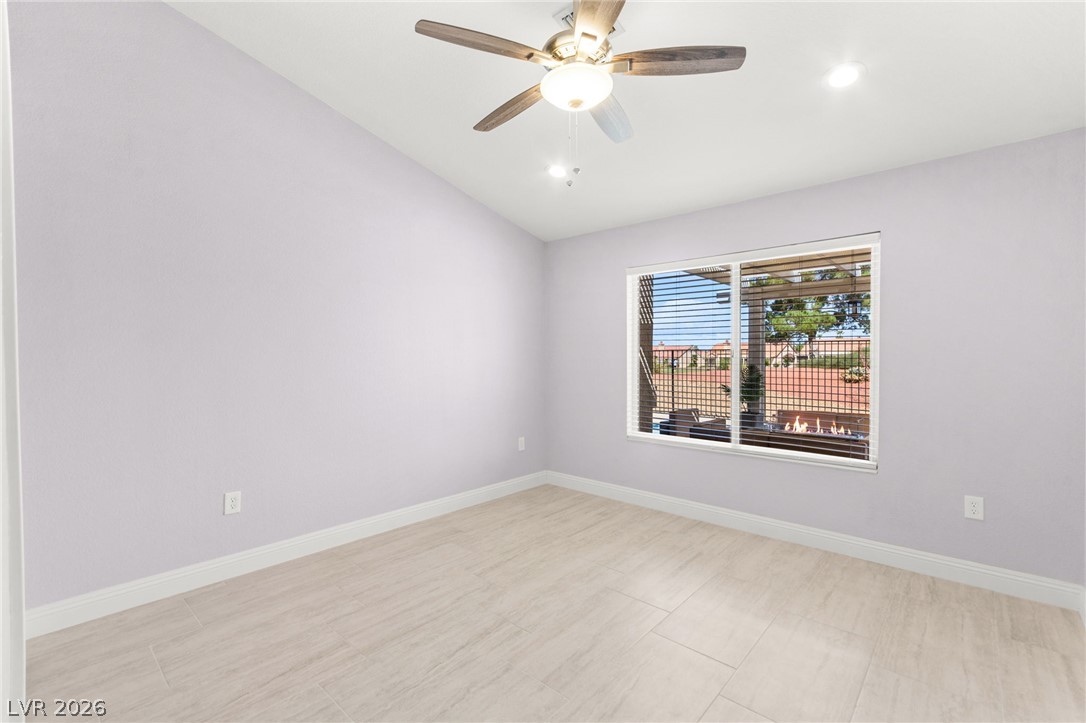 2900 Crown Ridge Drive Property Photo 37
