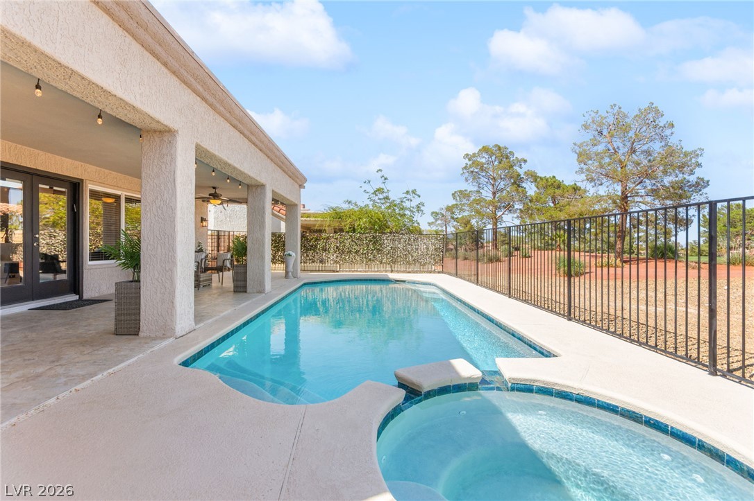 2900 Crown Ridge Drive Property Photo 49